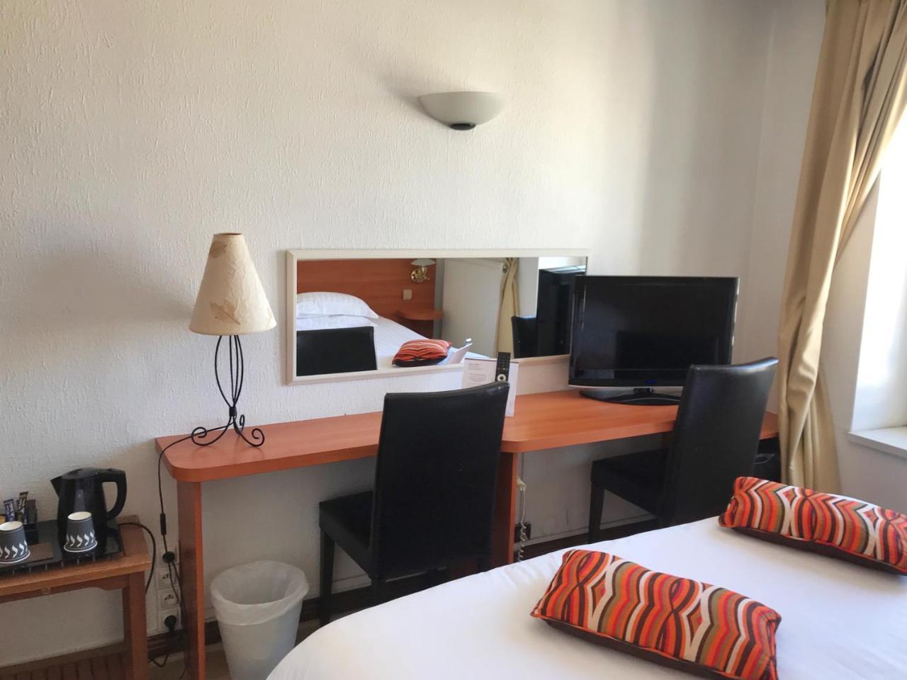 Hotel Colbert Saint-Jean-de-Luz Esterno foto